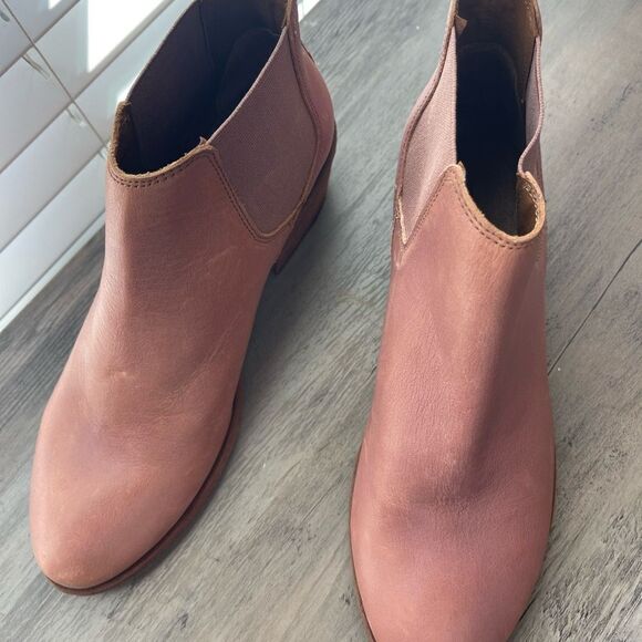 Sold  - Picture 5 of 6